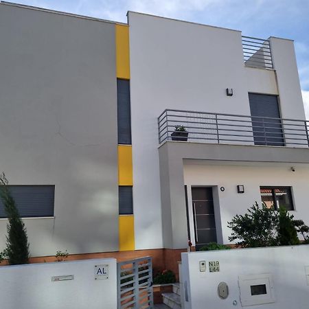 Mikaela Guest House Odivelas (Lisbon) Exterior foto